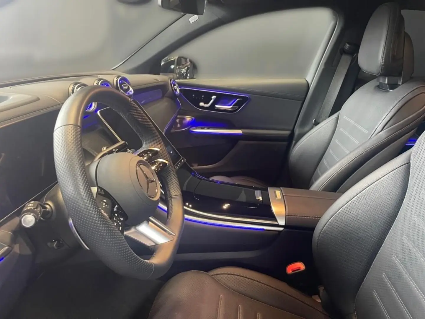 GLC 300 e 4M Coupe AMG PANO AHK AIRMATIC HUD