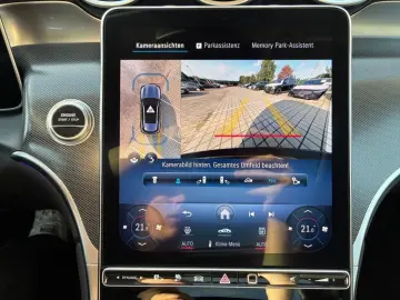 GLC 400 e 4M AMG HUD AHK Pano. Digi.Li. Sitzbel.