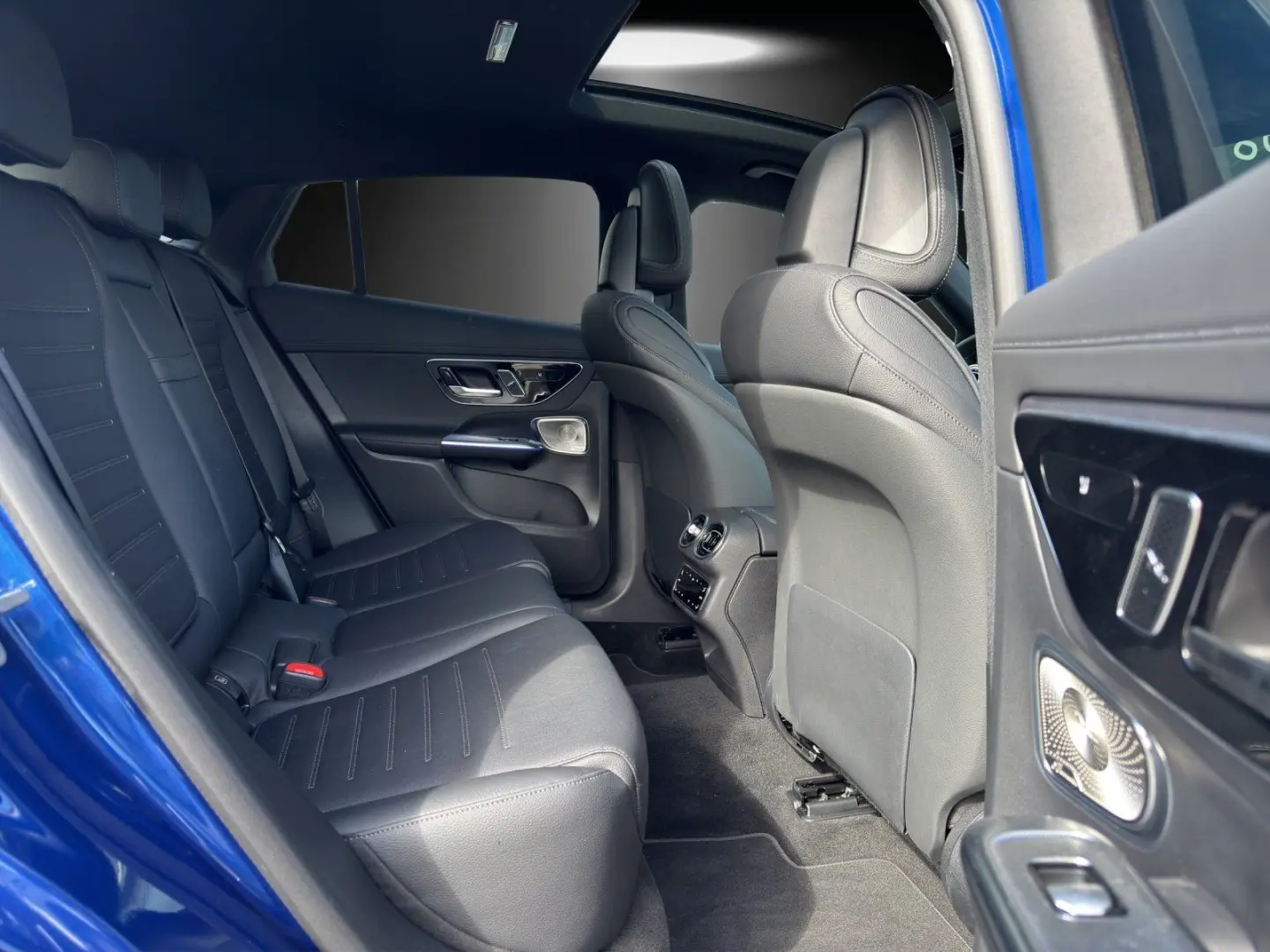 GLC400e Cpé AMG Prem  AIRMATIC Sitzkli AHK DISTR