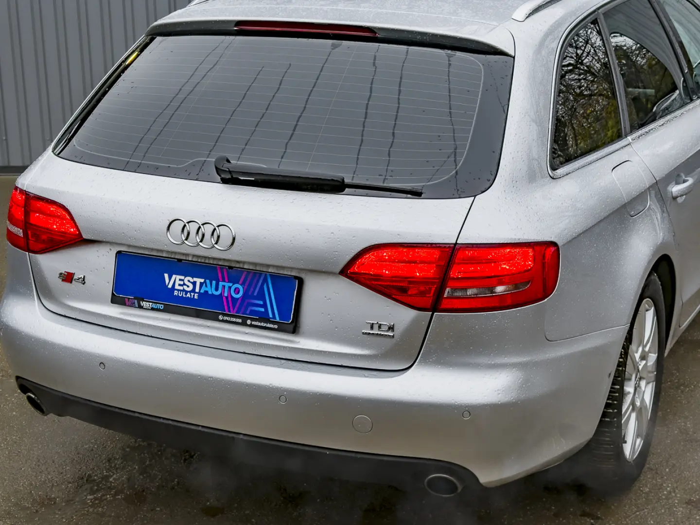 Audi A4 Quattro Spine Panoramic Incalzire Unghi Mort