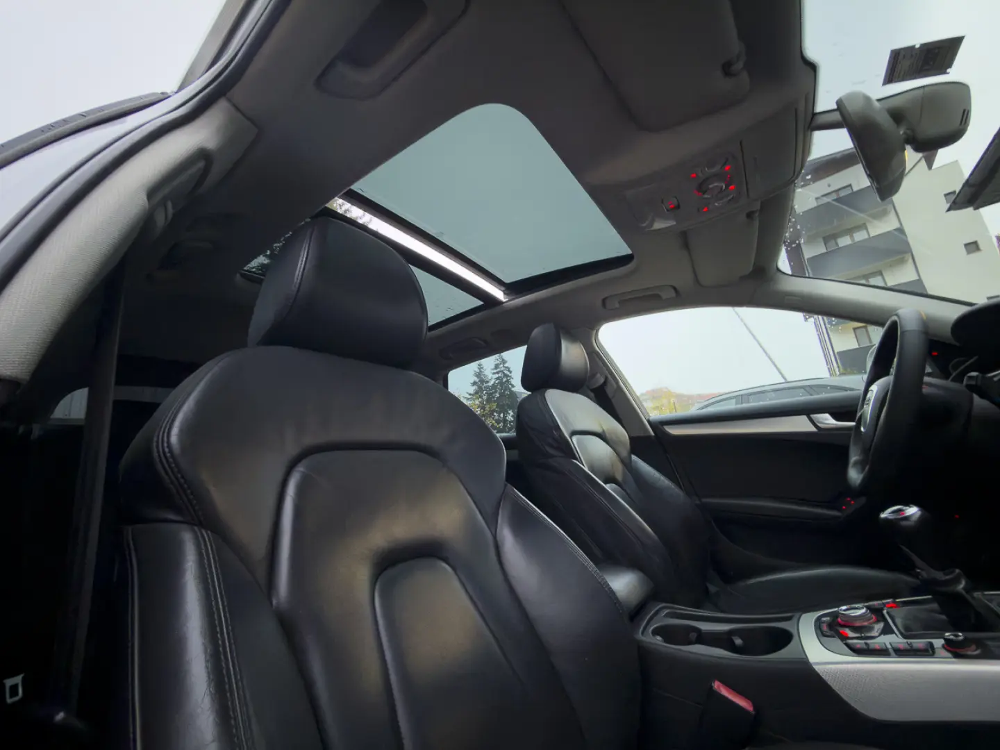 Audi A4 Quattro Spine Panoramic Incalzire Unghi Mort