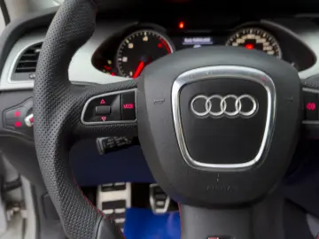 Audi A4 Quattro Spine Panoramic Incalzire Unghi Mort