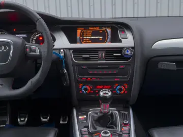 Audi A4 Quattro Spine Panoramic Incalzire Unghi Mort