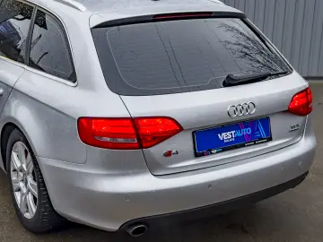 Audi A4 Quattro Spine Panoramic Incalzire Unghi Mort