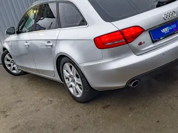 Audi A4 Quattro Spine Panoramic Incalzire Unghi Mort