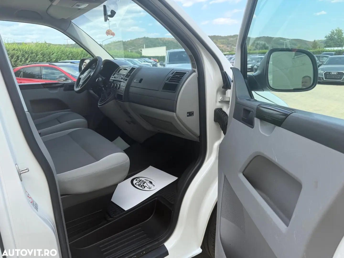 Volkswagen T5 2.0 TDI LUNG 140 CP
