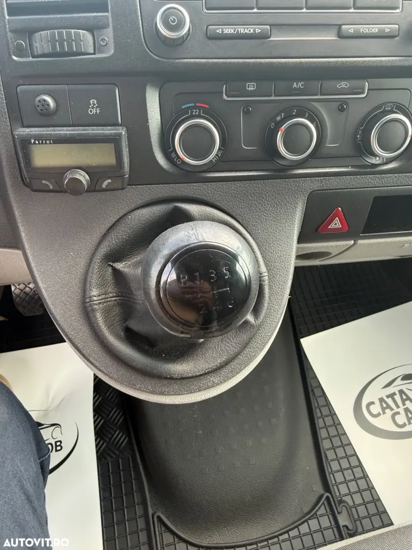 Volkswagen T5 2.0 TDI LUNG 140 CP