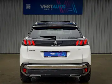 Peugeot 3008 GT Încălzire Panoramic Navi Camera ACC