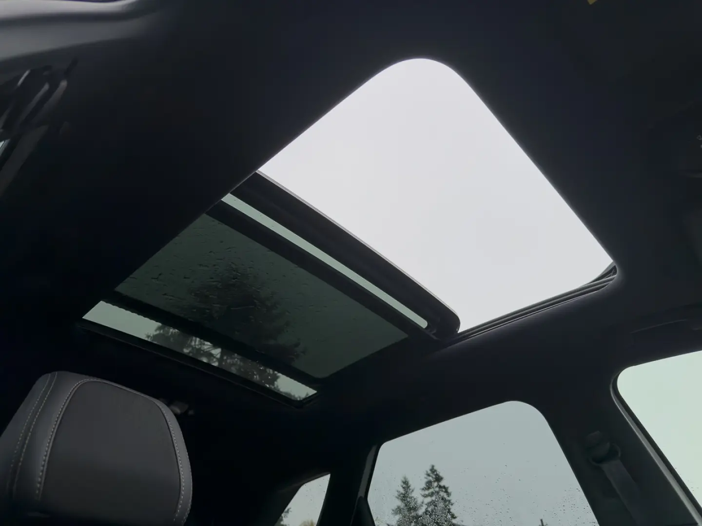 Peugeot 3008 GT Încălzire Panoramic Navi Camera ACC