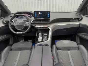 Peugeot 3008 GT Încălzire Panoramic Navi Camera ACC