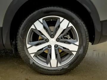 Peugeot 3008 GT Încălzire Panoramic Navi Camera ACC