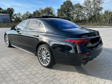S580e AMG Lang -HUD-Pano-4xBelüSitz-FondTV-360K
