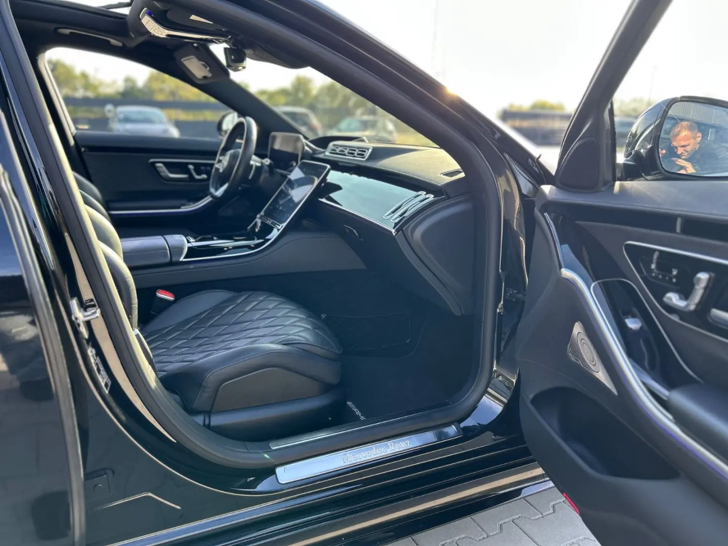 S580e AMG Lang -HUD-Pano-4xBelüSitz-FondTV-360K