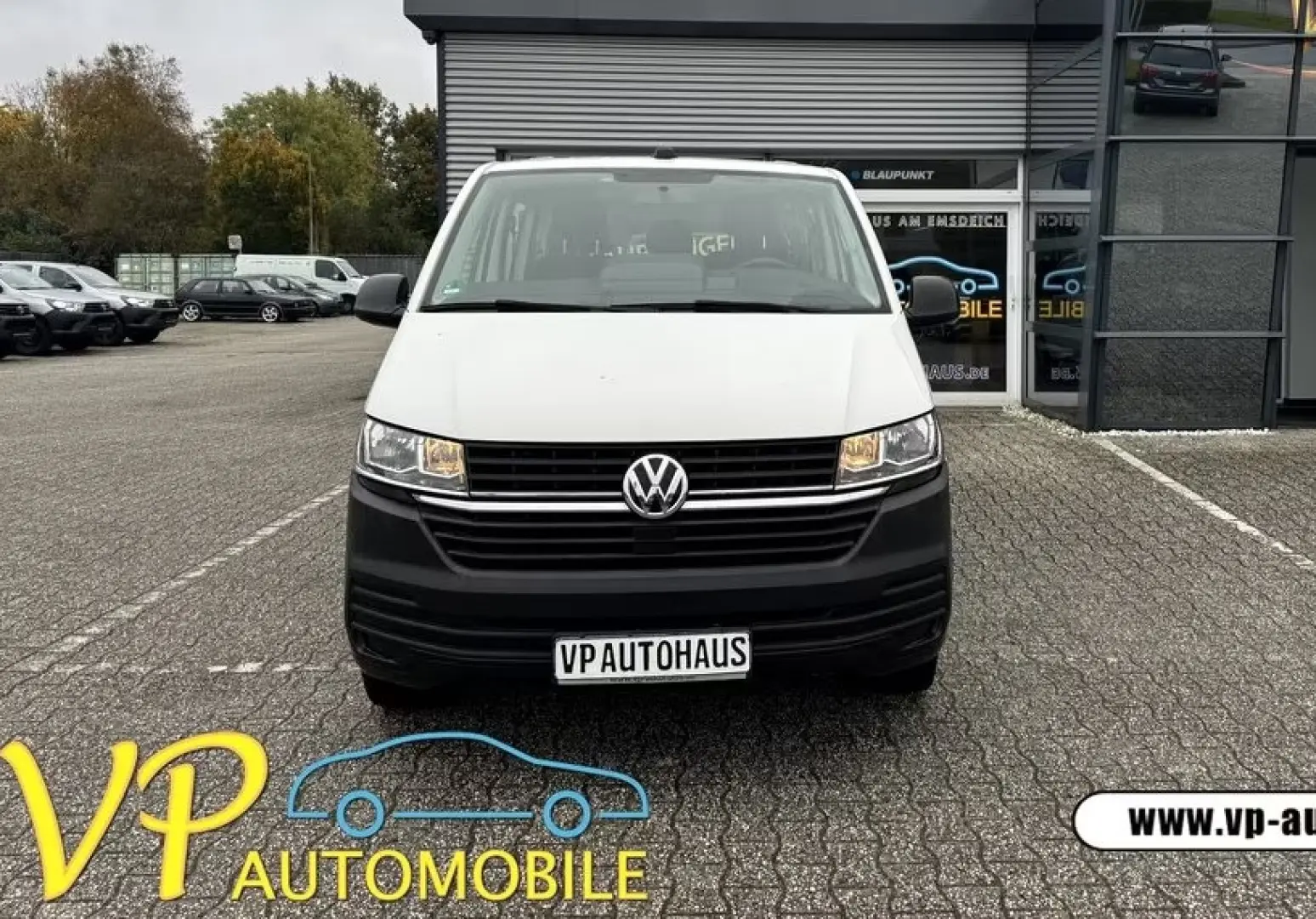 Volkswagen T6 Kombi Lang DSG 8 Sitze Kamera