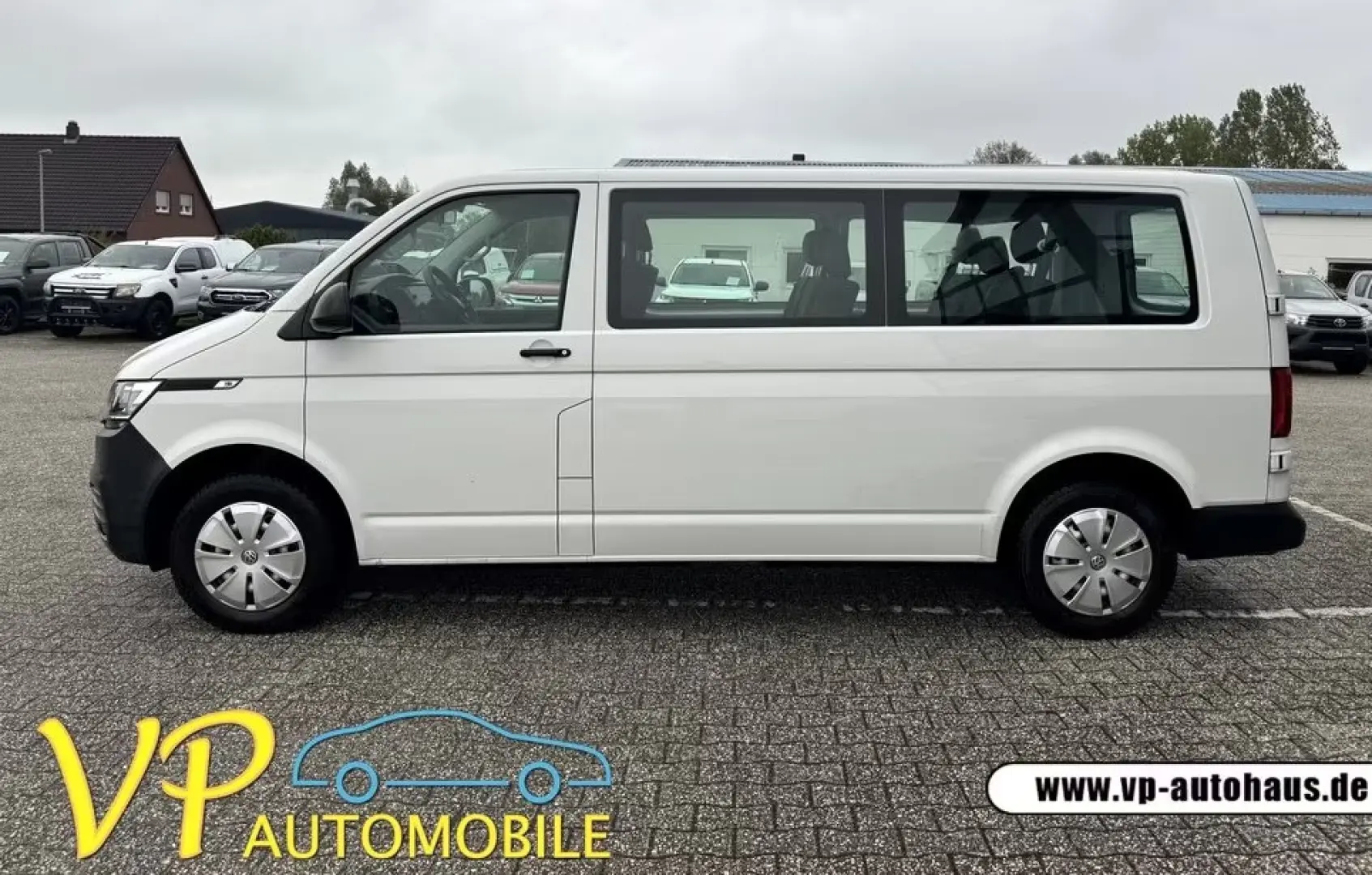 Volkswagen T6 Kombi Lang DSG 8 Sitze Kamera