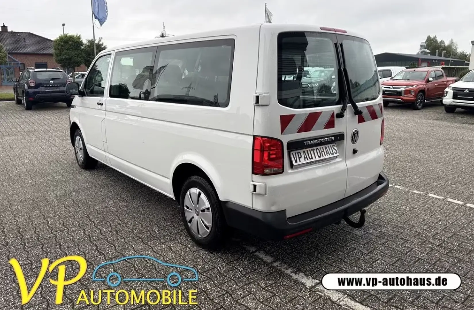 Volkswagen T6 Kombi Lang DSG 8 Sitze Kamera