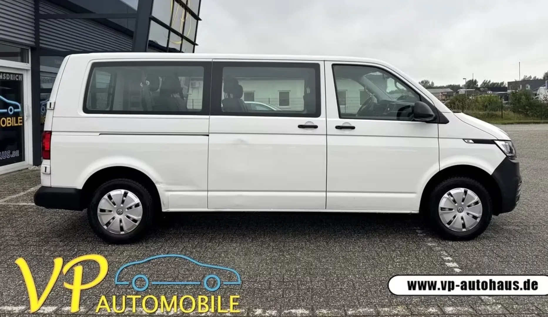 Volkswagen T6 Kombi Lang DSG 8 Sitze Kamera
