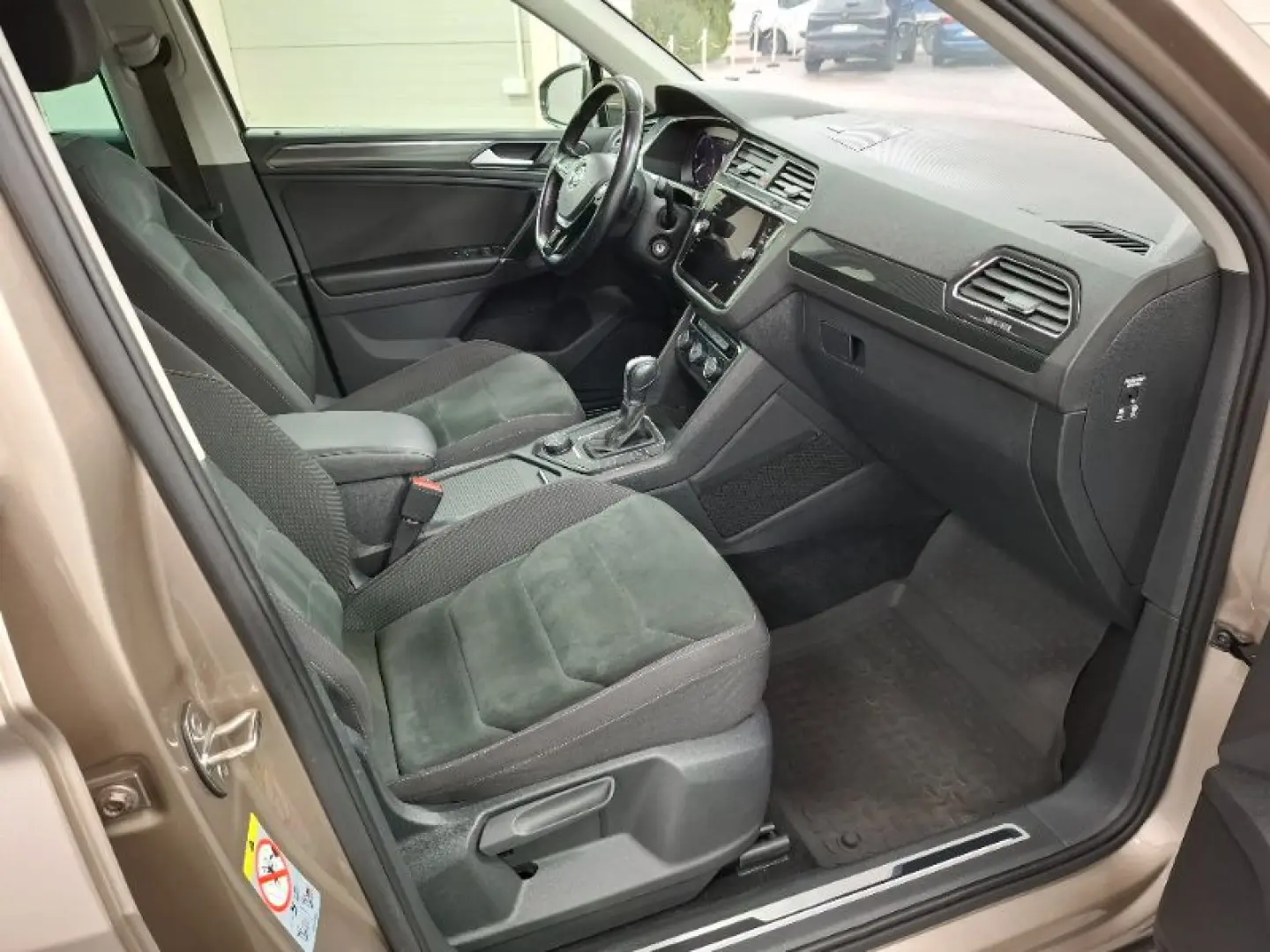 VOLKSWAGEN TIGUAN 2.0 TDI 150CP Comfortline DSG 4Motion