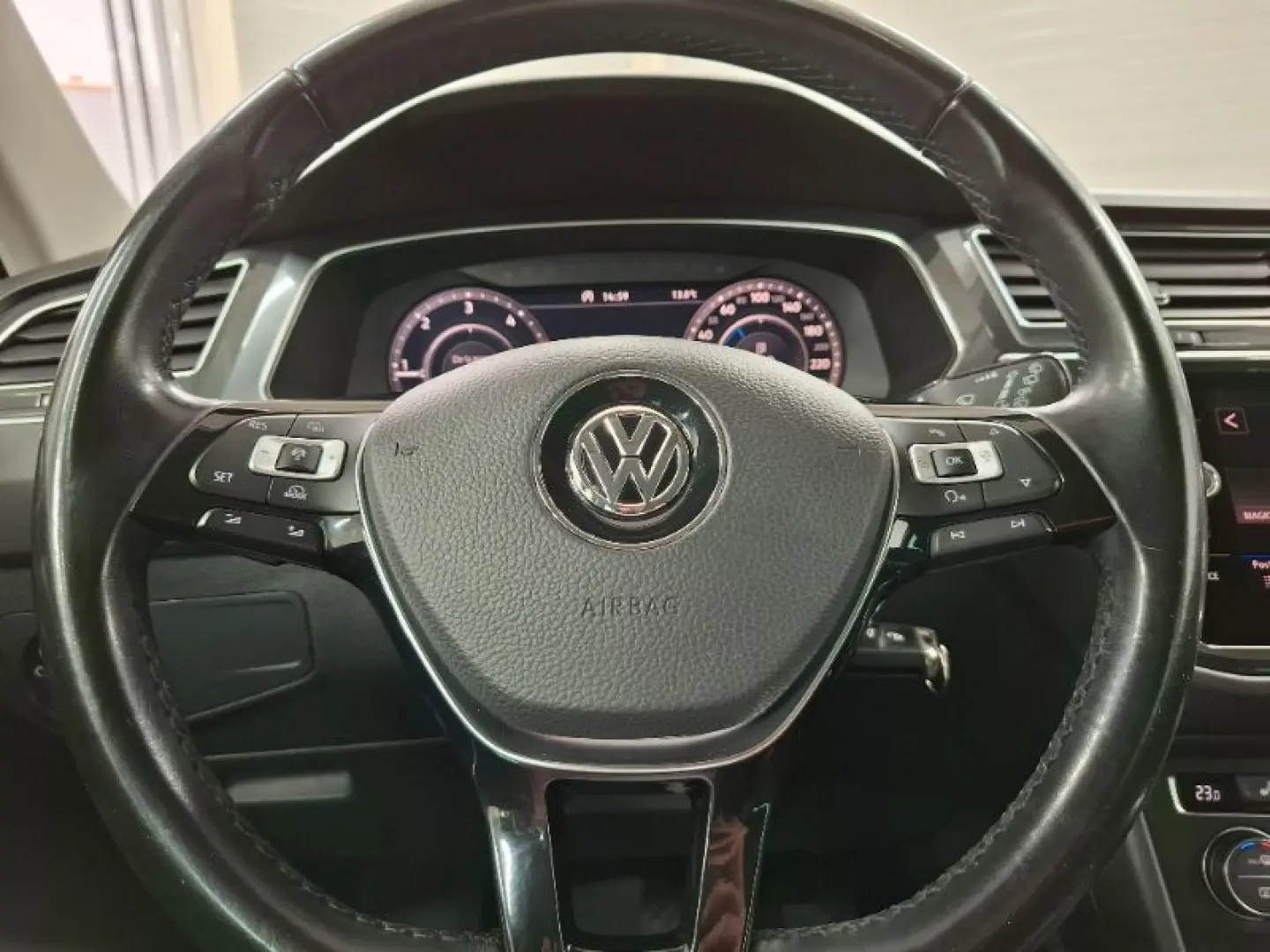 VOLKSWAGEN TIGUAN 2.0 TDI 150CP Comfortline DSG 4Motion