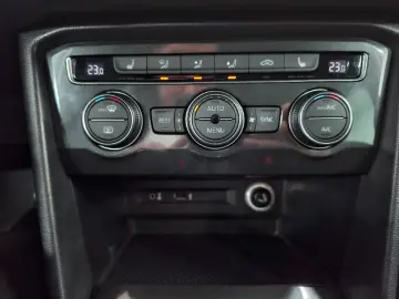 VOLKSWAGEN TIGUAN 2.0 TDI 150CP Comfortline DSG 4Motion