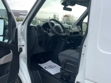 Nissan NV400   Master L2H2