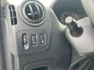 Nissan NV400   Master L2H2