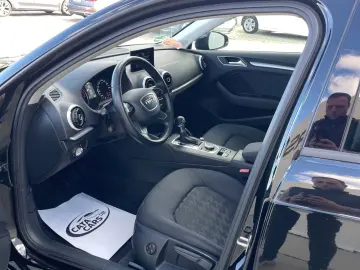 Audi A3 2.0 TDI clean Stronic Ambiente