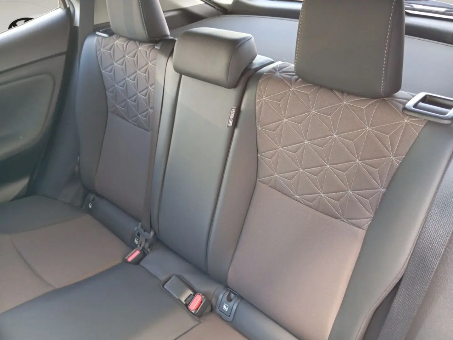 Yaris Cross Hybrid FWD Elegant Navi LED El. Heck