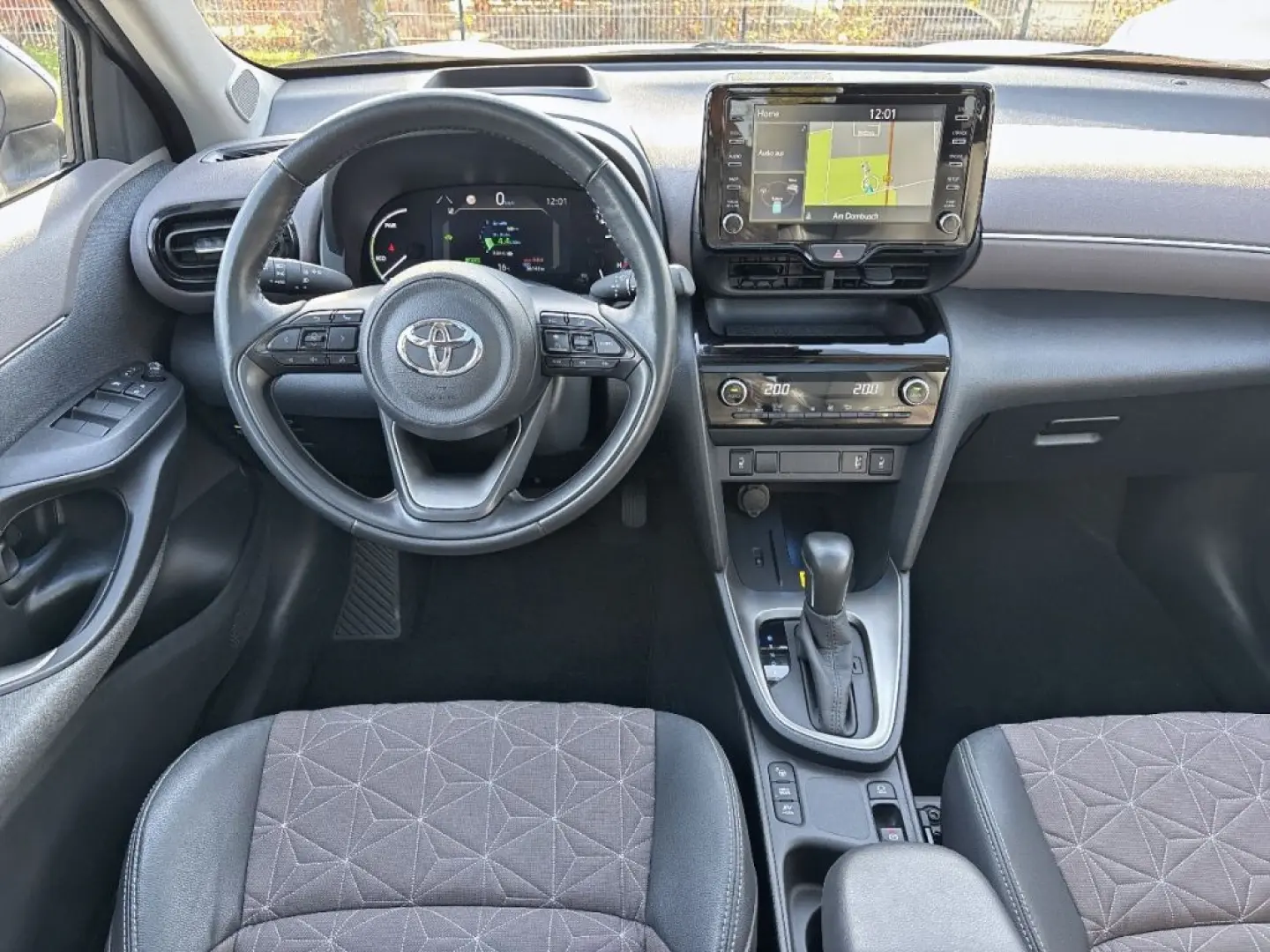 Yaris Cross Hybrid 1.5 VVT-i Elegant