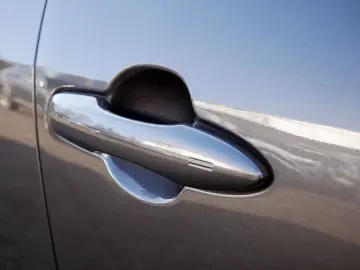 Yaris Cross Hybrid Style 4X4 NAVI PANO HUD LED