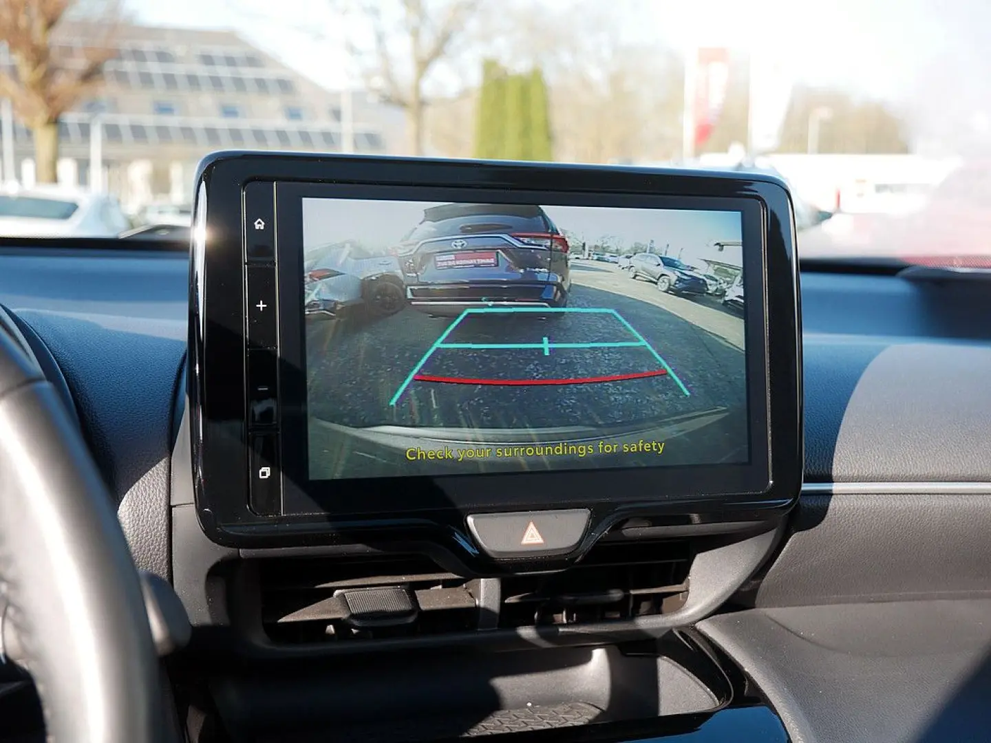 Yaris Cross Hybrid Style 4X4 NAVI PANO HUD LED