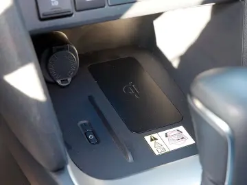 Yaris Cross Hybrid Style 4X4 NAVI PANO HUD LED