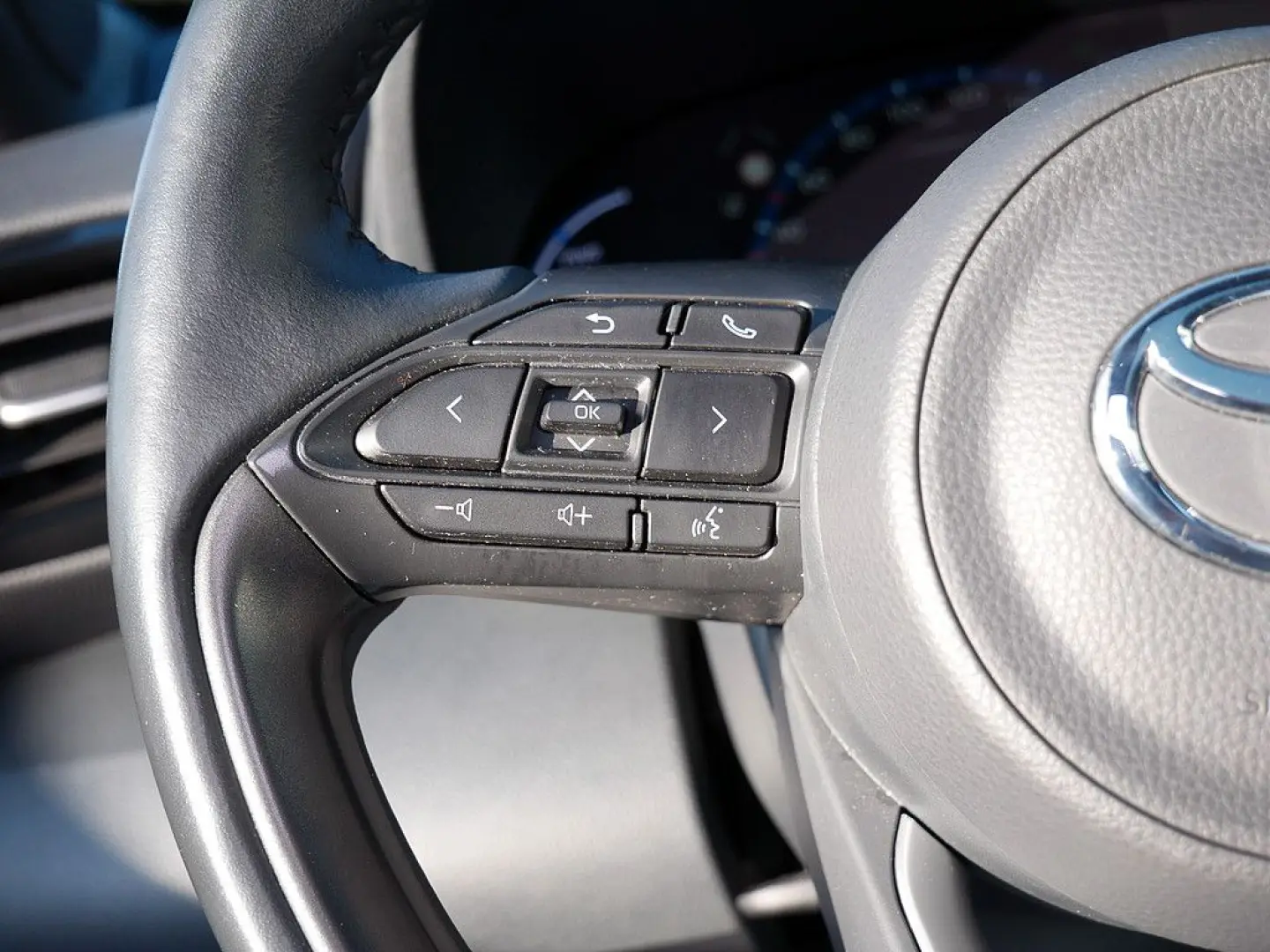 Yaris Cross Hybrid Style 4X4 NAVI PANO HUD LED