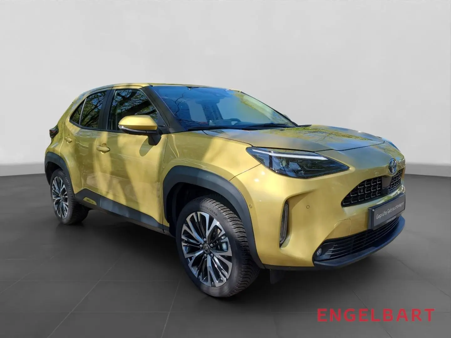 Yaris Cross Hybrid Elegant 1.5 VVT-iE  Matrix LE