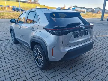 Yaris Cross 1.5 Executive TWA 360KAMERA LEDER