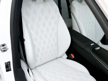 E300e 4Matic AMG 360C VENTILATED seats PANORAMIC