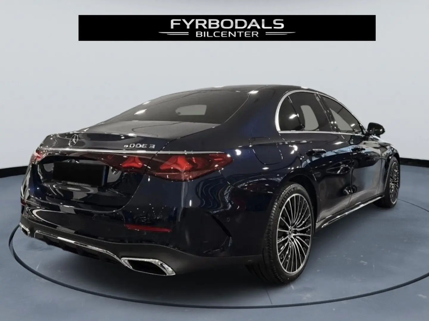 E 300 E 300e 4Matic AMG 313hp PANO Burmester VAT