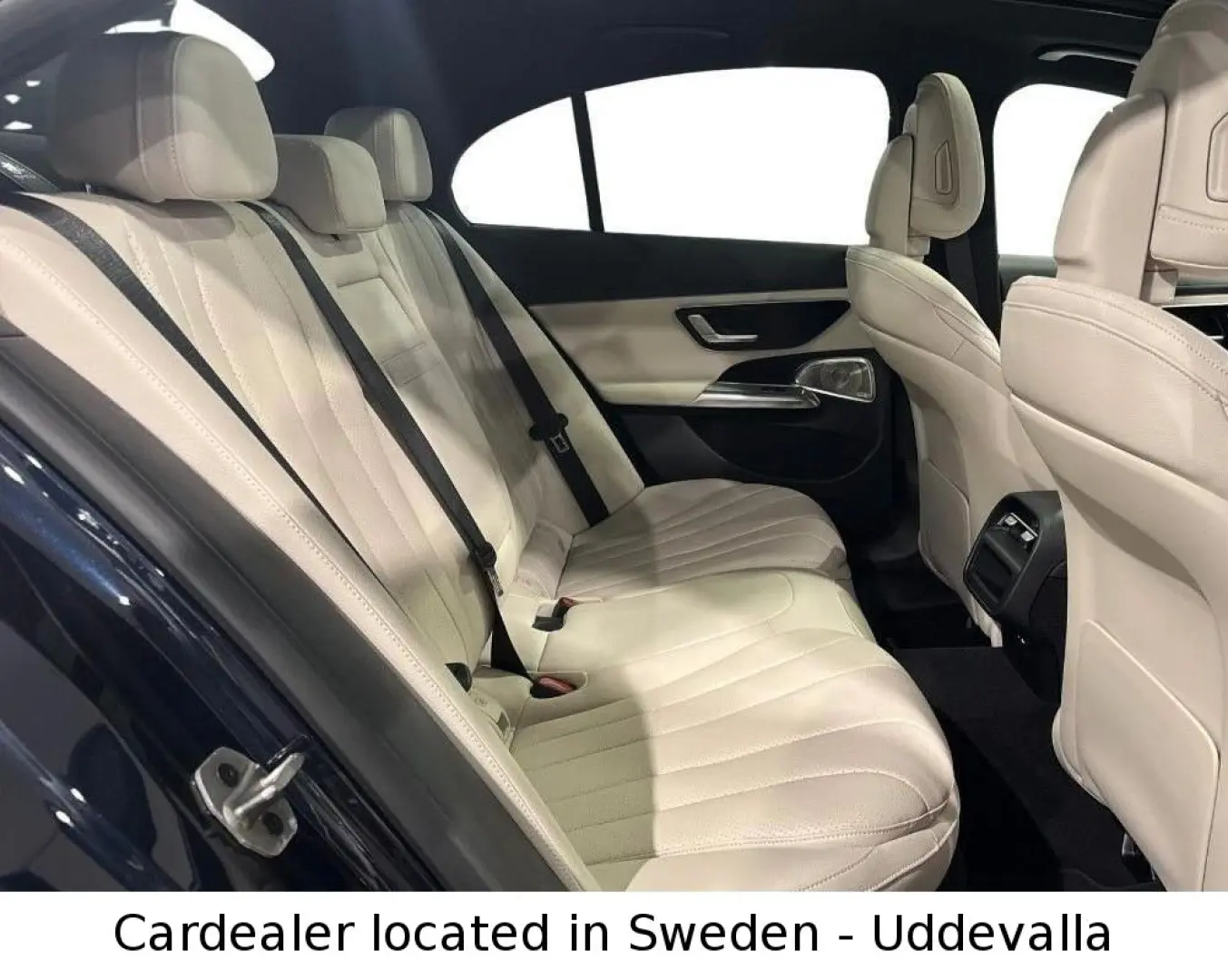 E 300 E 300e 4Matic AMG 313hp PANO Burmester VAT