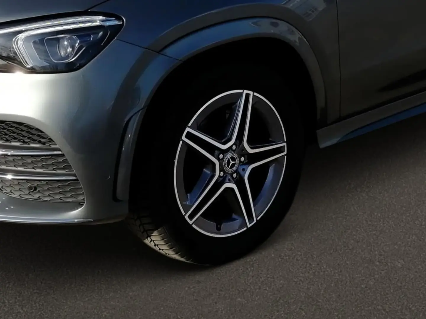 GLE 400 d 4M C AMG Pano AHK FAP Burm 360  4xSHZ