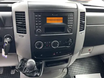 Mercedes-Benz Sprinter Doka 216 2.2CDI 7LOCURI