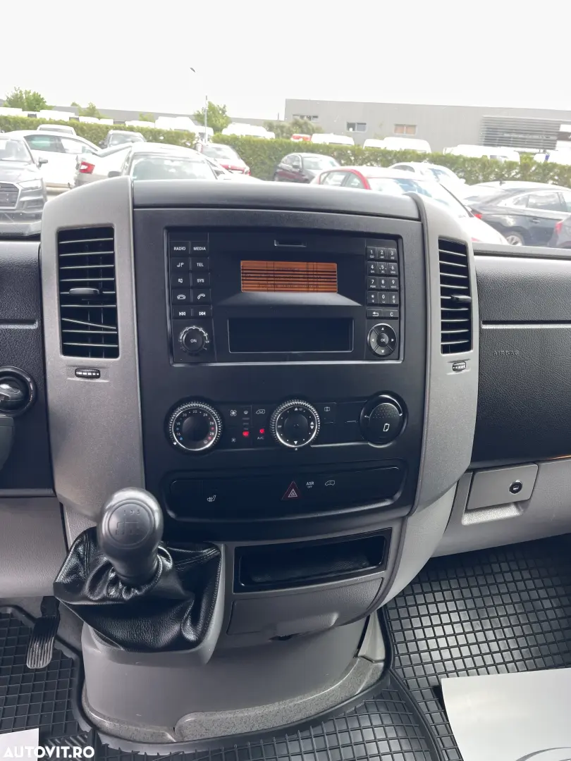 Mercedes-Benz Sprinter Doka 216 2.2CDI 7LOCURI