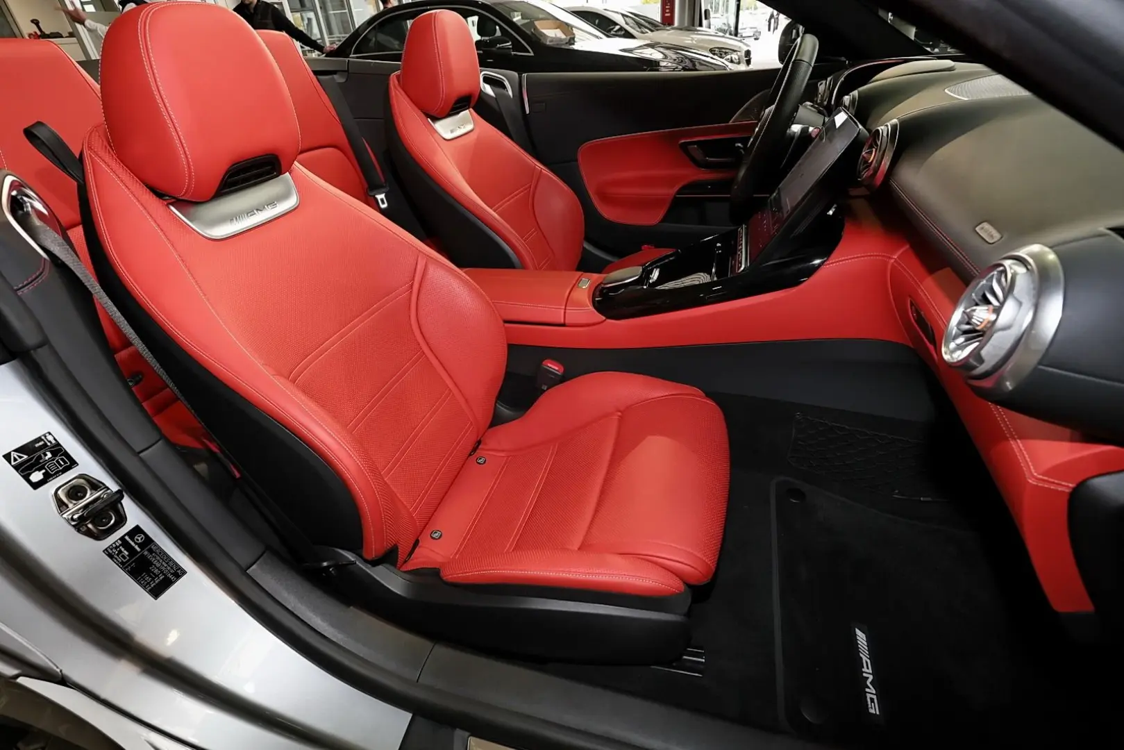 SL 55 AMG 4MATIC  DISTRONIC MEMORY HEADUP 21