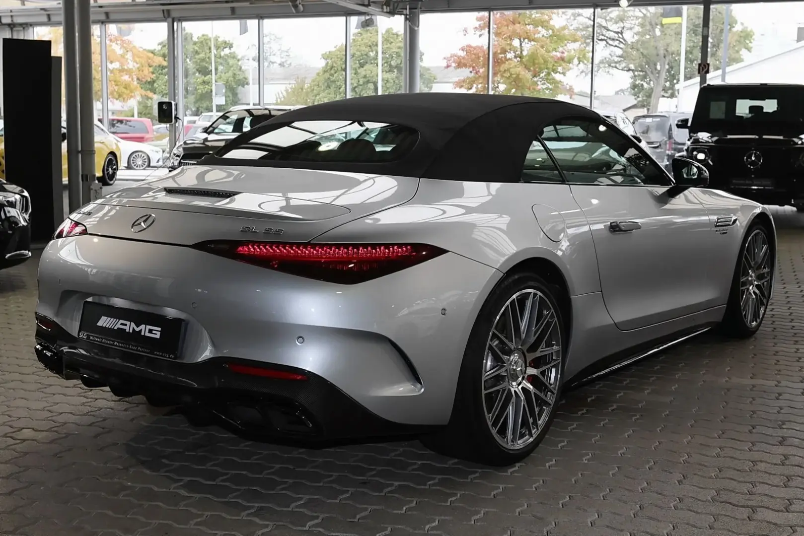 SL 55 AMG 4MATIC  DISTRONIC MEMORY HEADUP 21