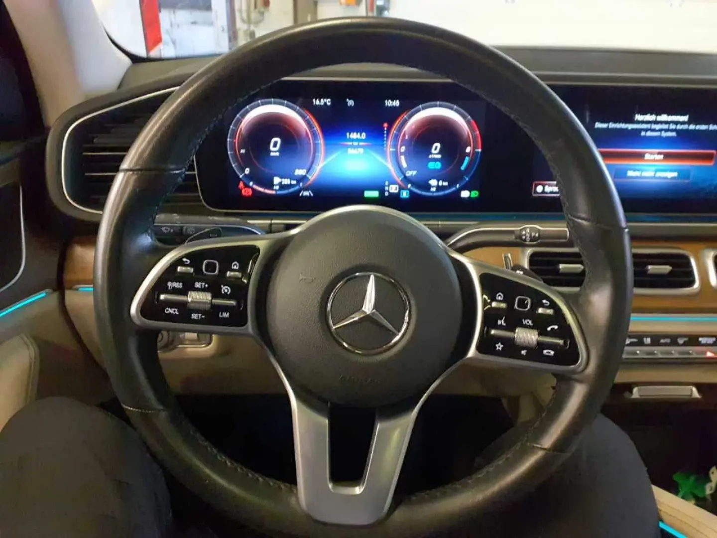 GLE 350 e AMG Pano 360 Massag belüft Night 20