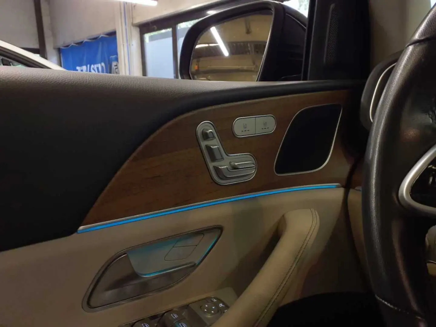 GLE 350 e AMG Pano 360 Massag belüft Night 20