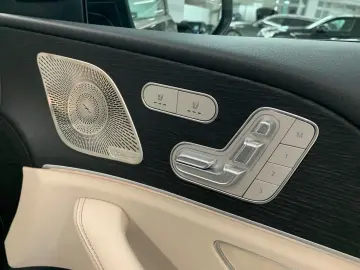 GLE 450 4M AMG  AIRMATIC AHK MEMO STHZ PANO 360