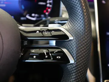 Mercedes-Benz GLC 400e 4M Coupé AMG Sport Distr. LED Pano