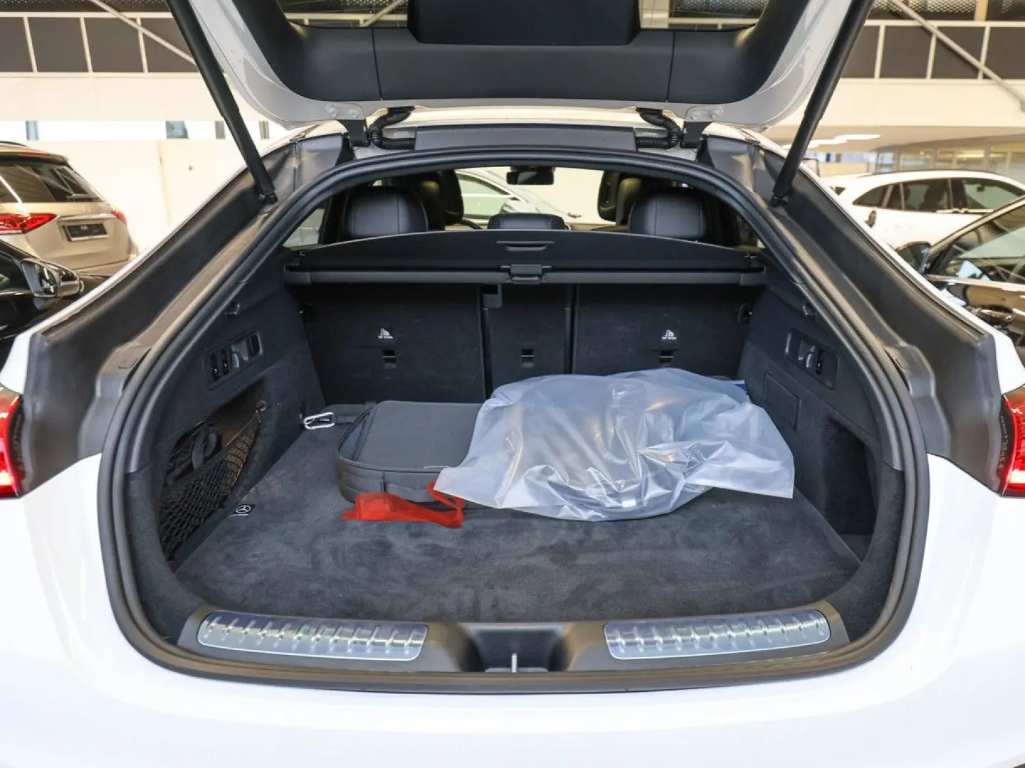 Mercedes-Benz GLC 400e 4M Coupé AMG Sport Distr. LED Pano