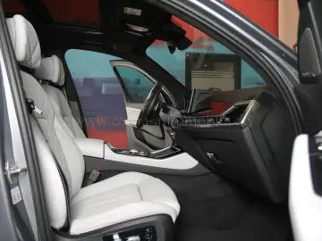 X5 xDr.30d M-SportPRO.Panod.Sitzbel.AHK.Voll