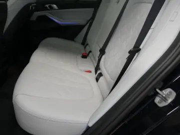 X5 xDrive50e  € 1.190 Zubehörbonus M Sport AHK